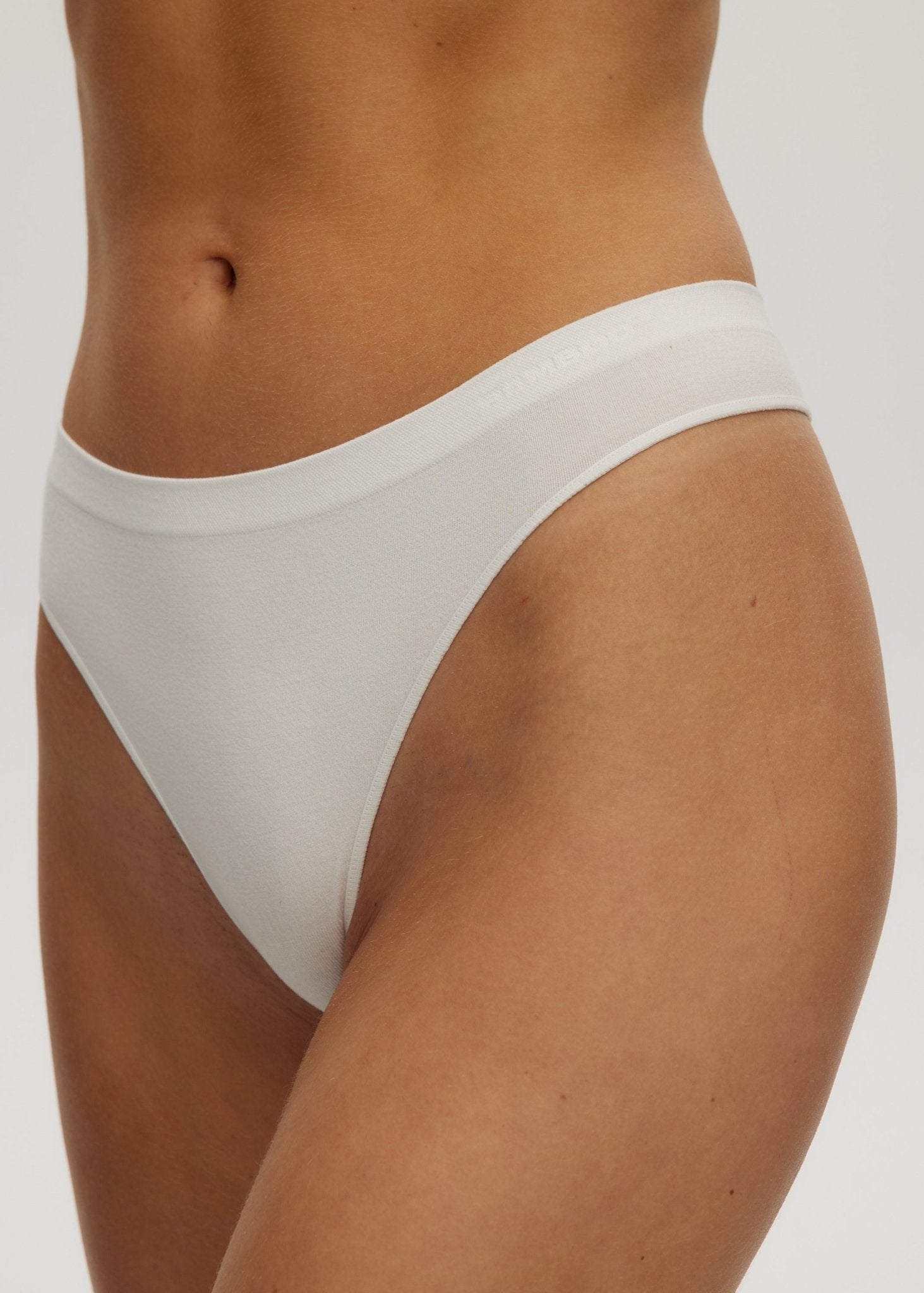 Seamless Thong