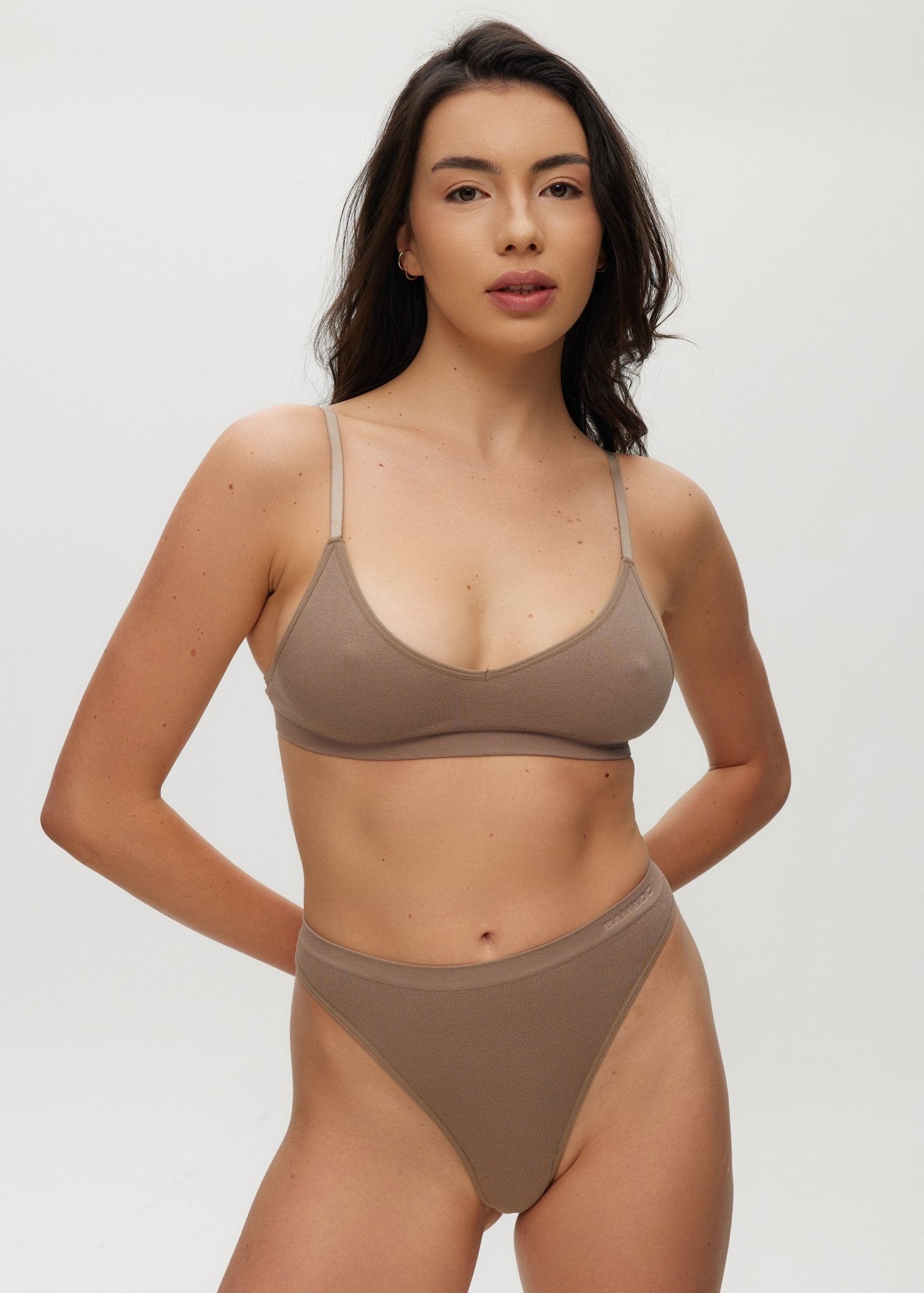 Seamless High Waisted Rib Thong