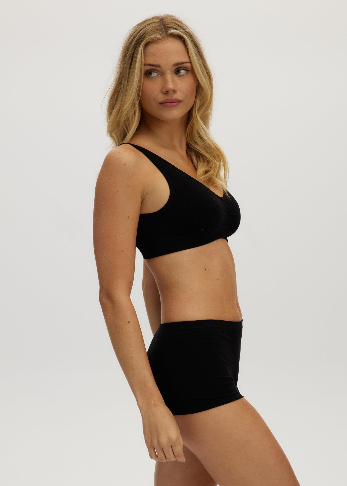 Seamless Shaping Bra